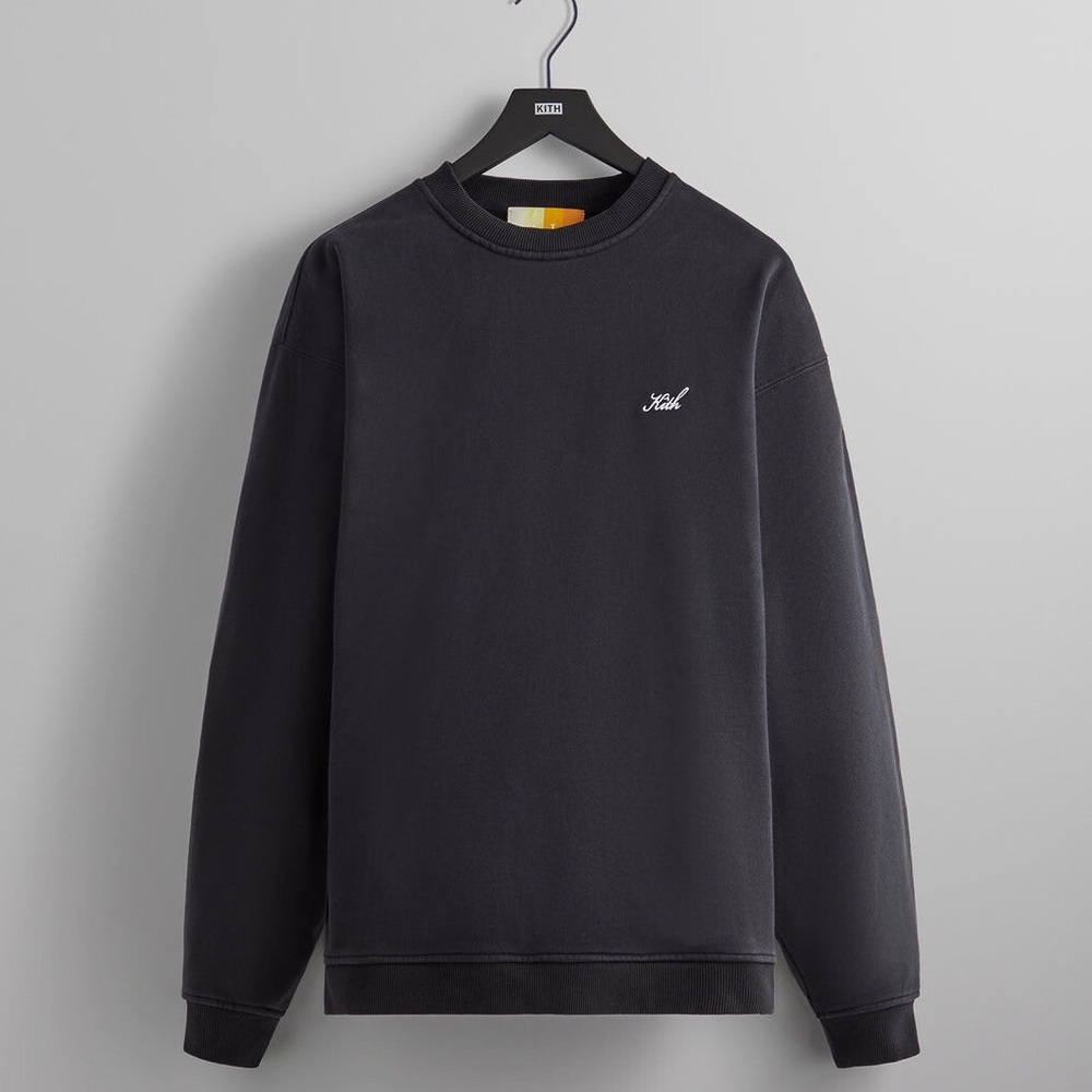 Kith Bandana Vintage Crewneck
Sweatshirt in Black FW22
